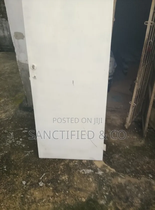 High Quality Nearly Used HDF Doors with Locks - 1