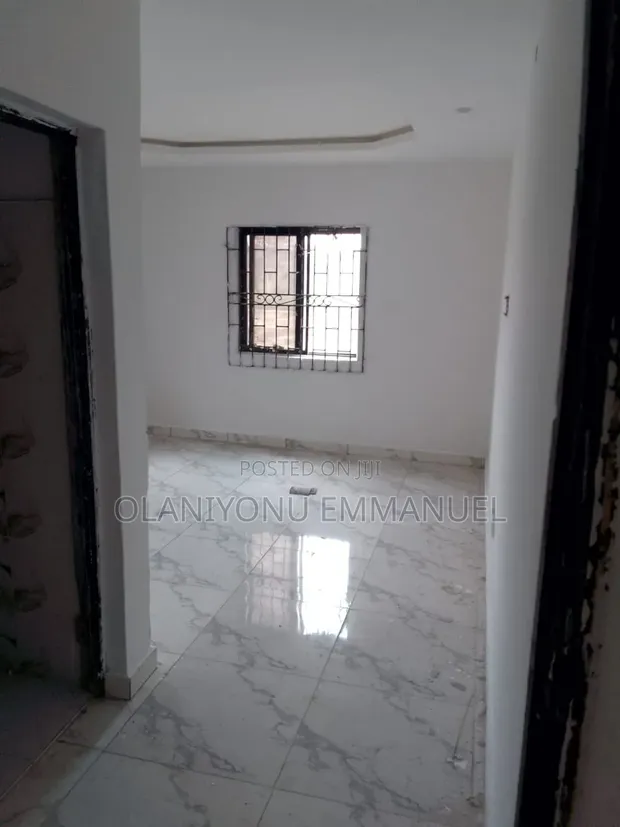 Falo Mai Fadi na Dakuna 2 na Short Let a Ogba, Lagos - 1