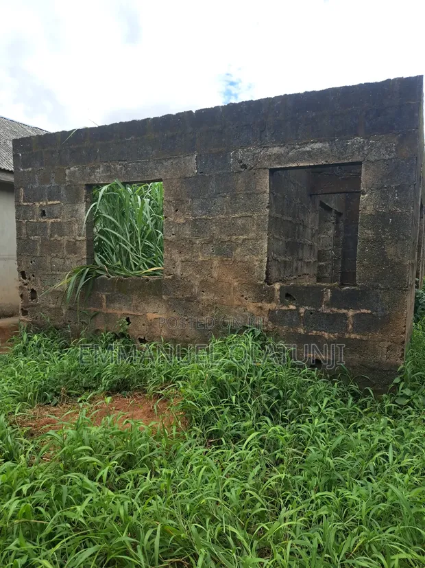 3-Bedroom Block of Flats in Ifo, Ogun State - 1