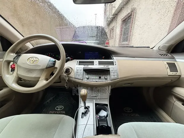 Toyota Avalon 2009 Zinariya - 1