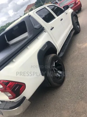 Toyota Hilux 2.0 VVT-i Pickup 2010 White