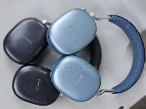 Fairly Used Strong Bluetooth Headphones - 1