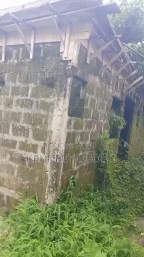 Gidan Bedroom 2 Mara Kammalawa Don Siyarwa a Ughelli - 1