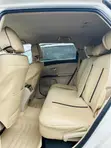Toyota Venza LE 2010 White - 1