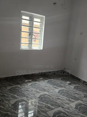 2-Bedroom Flat for Rent a Green Estate, Apple Junction
