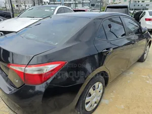 2014 Toyota Corolla LE Sedan - Foreign Used