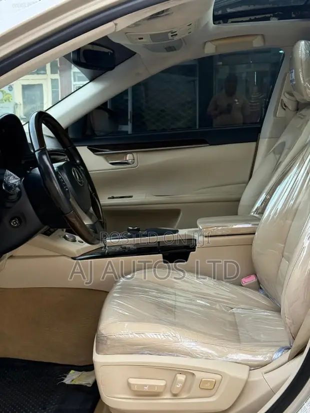 2014 Lexus ES 350 FWD Beige - 1