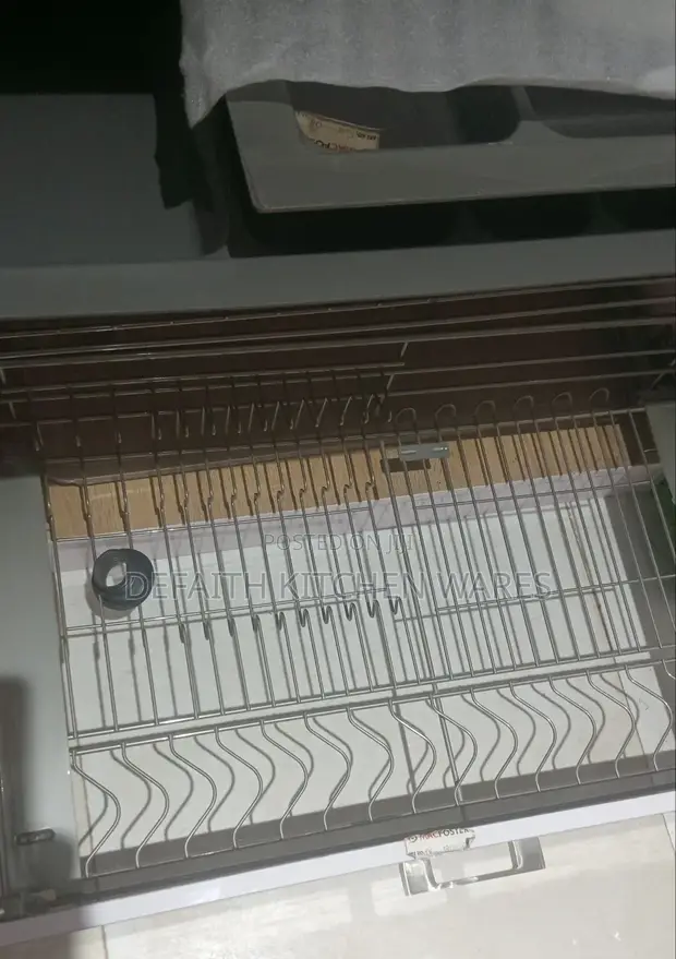 80cm Stainless Steel Pull Out Drawer Plate Rack - 1