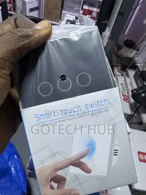 3-Gang Smart Tuya WiFi Switch