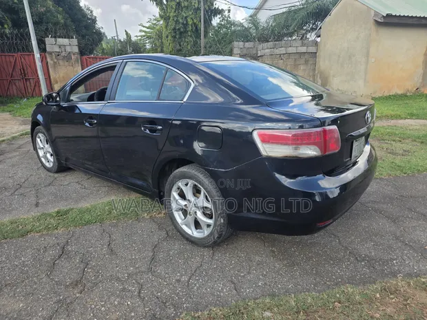 Toyota Avensis 2008 Baki - 1