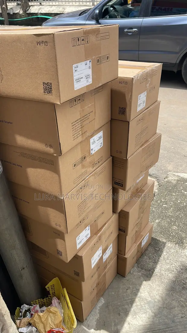 Huawei AP772 Outdoor Wi-Fi 7 Access Point - 1