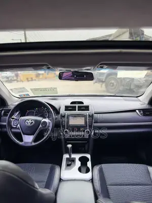 2013 Toyota Camry SE 2.5L Silver
