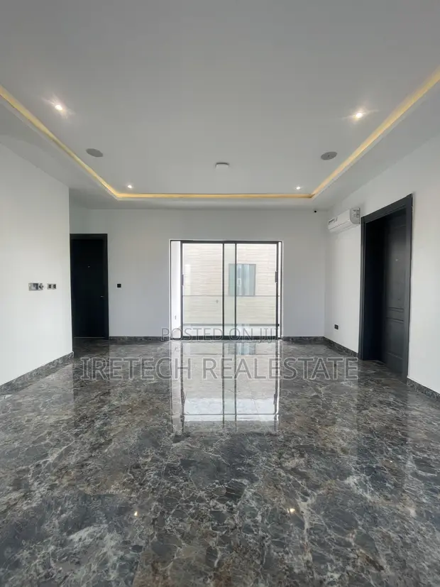 5-Bedroom Luxury Duplex don sayarwa a VGC, Ikota - 1