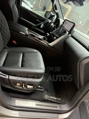 Lexus LX 600 2024 SUV