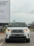 2019 Toyota Highlander XLE - 1