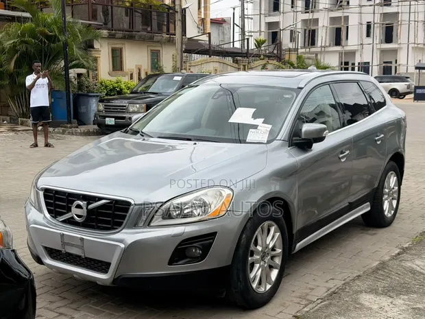 2010 Volvo XC60 T6 AWD SUV - Foreign Used - 1