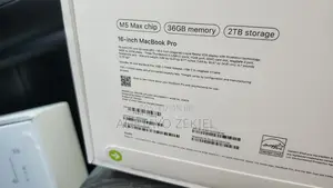 Apple MacBook Pro 2026 M5 Max 36GB RAM 2TB SSD