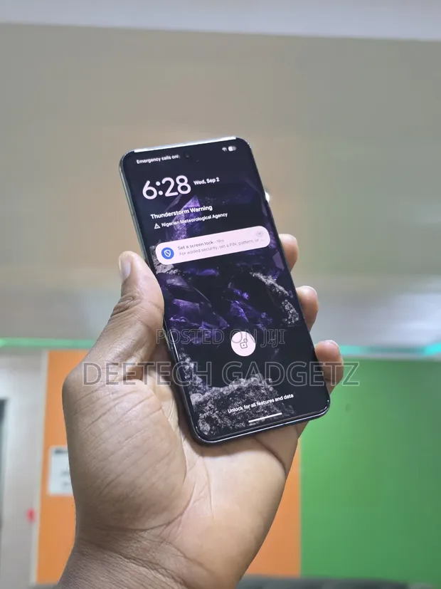 Google Pixel 8 128GB Black (Foreign Used) - 1