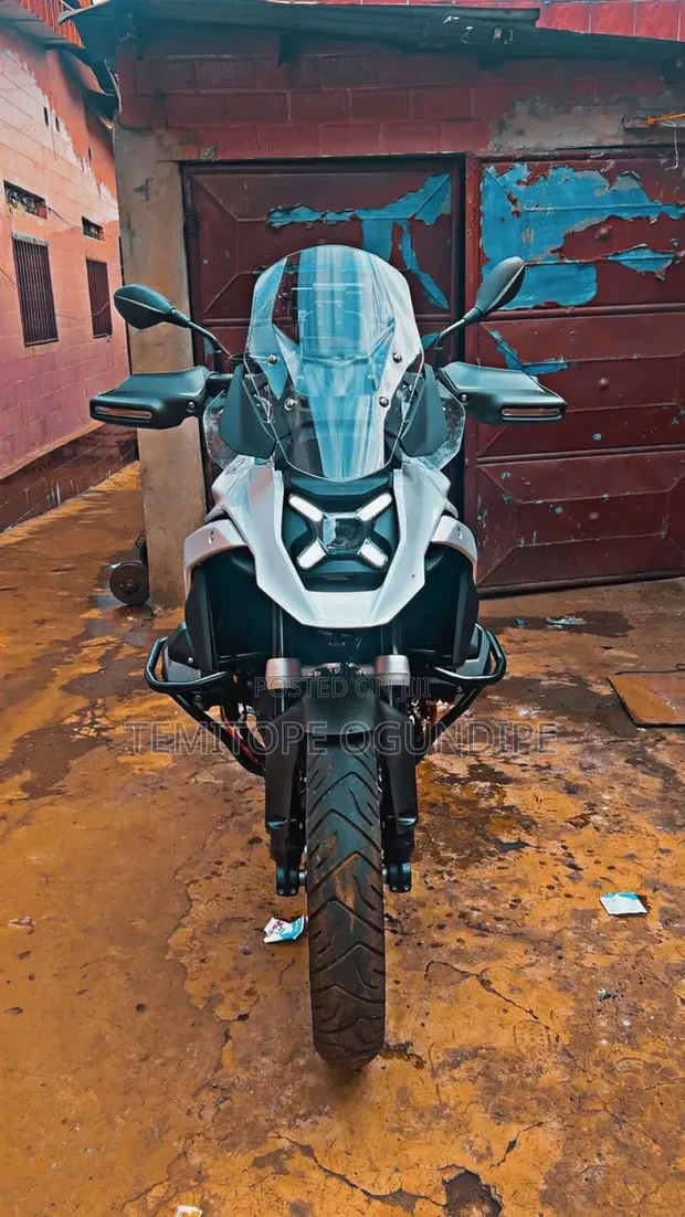 BMW R 1300 GS 2026 White - 1