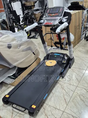 Brand New 2.5HP Auto Incline Treadmill with Massager (130kg)