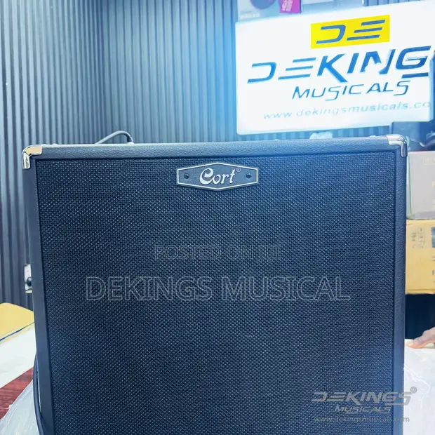 Cort CM150B 150W Bass Amplifier Combo - 1