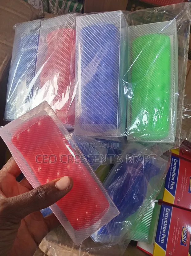 Brand New Magnetic Whiteboard Duster - 1
