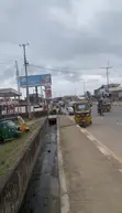 Filin Kasuwanci da Ginin da za a rushe Yana Kallon Titin Orita Challenge - 1