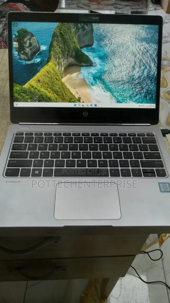 HP EliteBook Folio G1 Laptop - 8GB RAM, 256GB SSD - 1