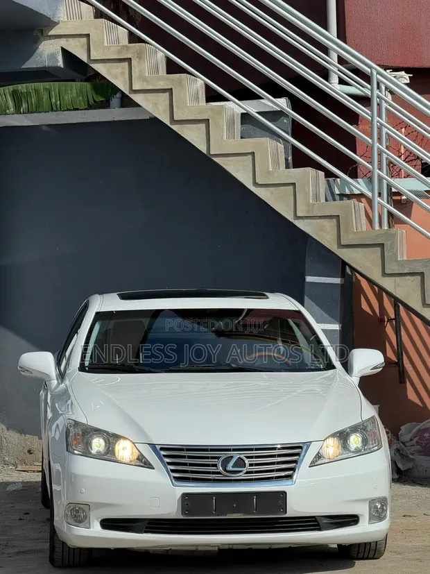 Lexus ES 350 2012 White - 1