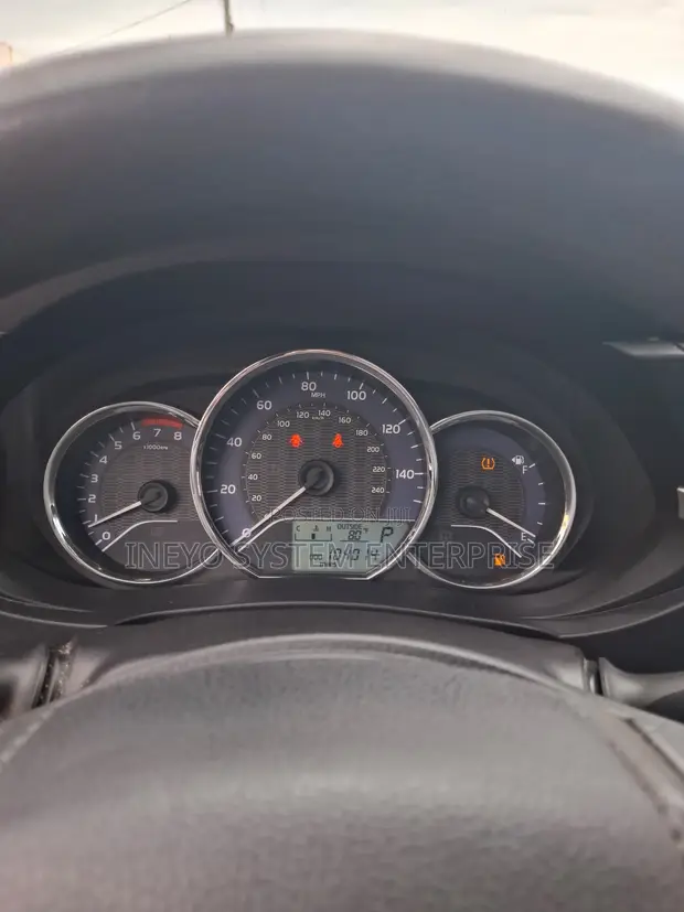 2015 Toyota Corolla LE Premium Sedan - Baƙi - 1