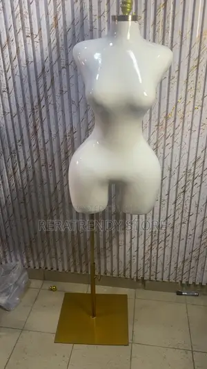 BBL Fiber Mannequin - Sabon Abu
