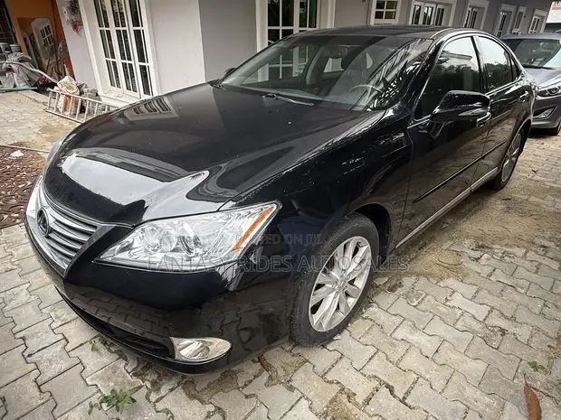 Lexus ES 350 2012 Black - 1