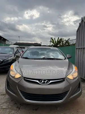 Hyundai Elantra 2010 Brown