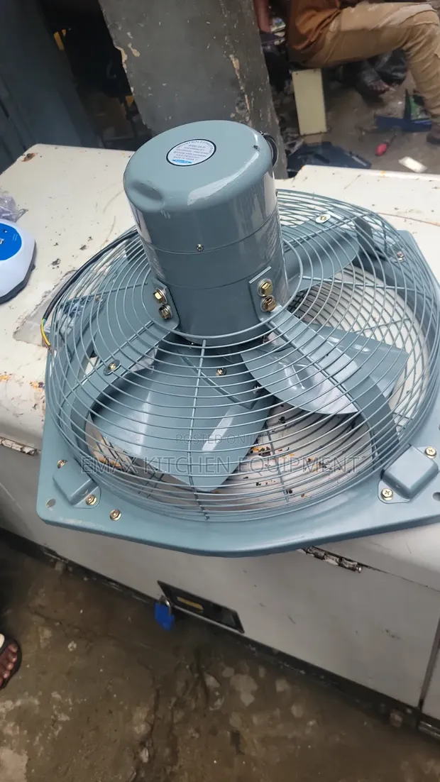 Sabon 18-Inch Heat Extractor Fan - 1