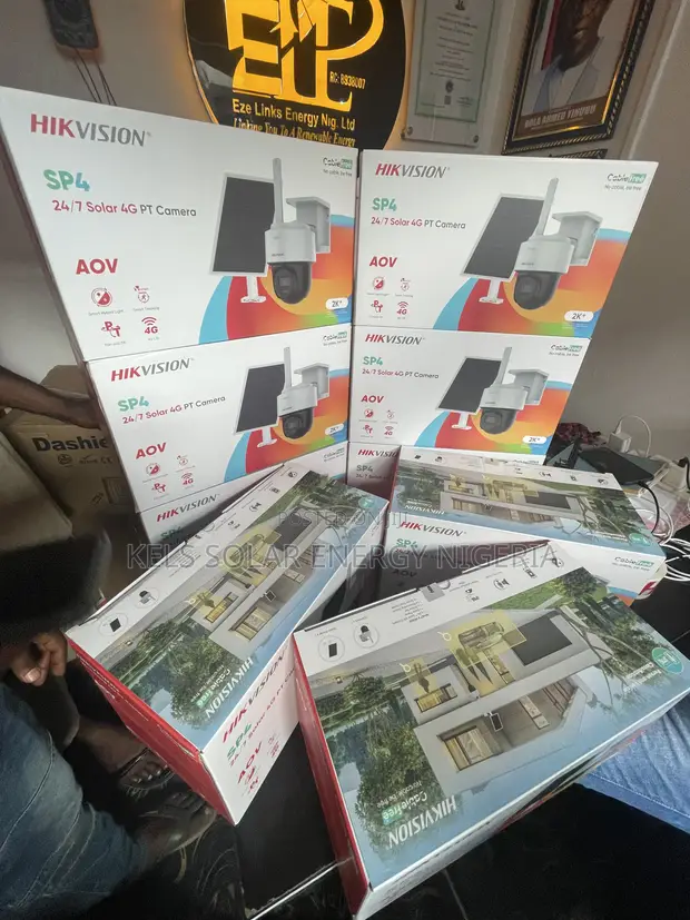 Hikvision SP4 Solar CCTV Camera - 1