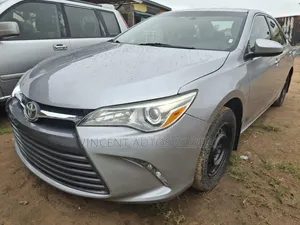 2017 Toyota Camry LE Silver
