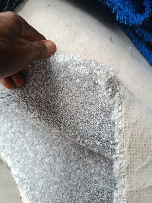 German Wall-to-Wall Rug - Smooth & Fluffy