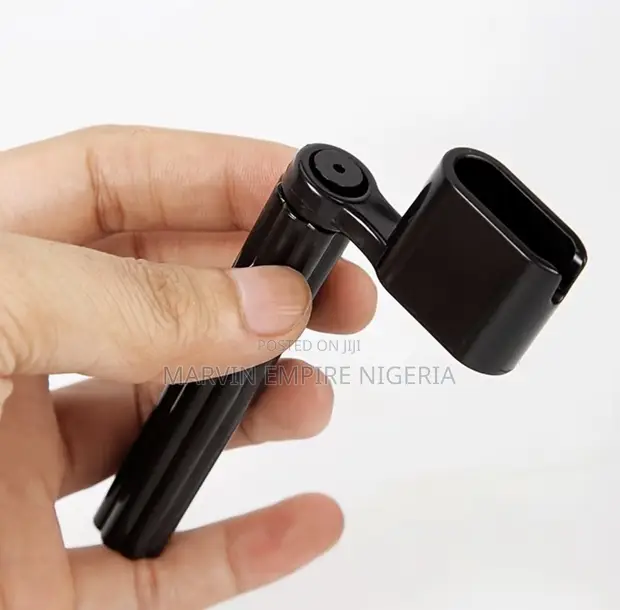 Guitar Repair Tool Kit: String Winder & Bridge Pin Puller - 1