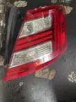Tushen Wuta ta Baya Ford Taurus (2013) - 2