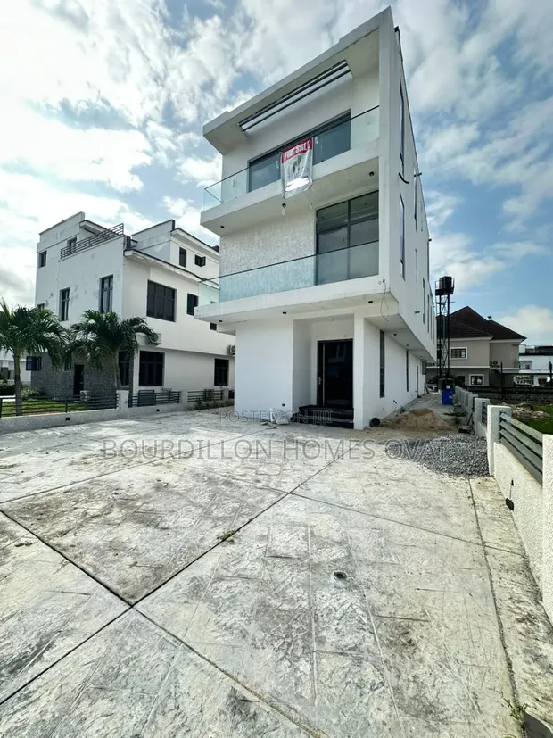 5 Bedroom Duplex with Pool & BQ in Osapa London, Lekki - 1