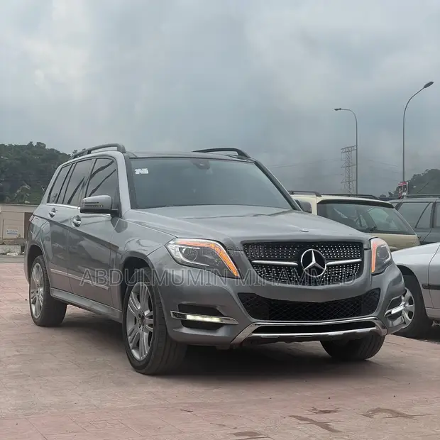 2015 Mercedes-Benz GLK 350 4Matic SUV - 1