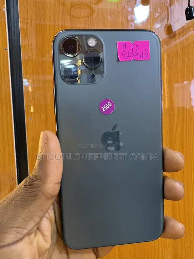 Apple iPhone 11 Pro 256GB Gray (UK Used) - 1