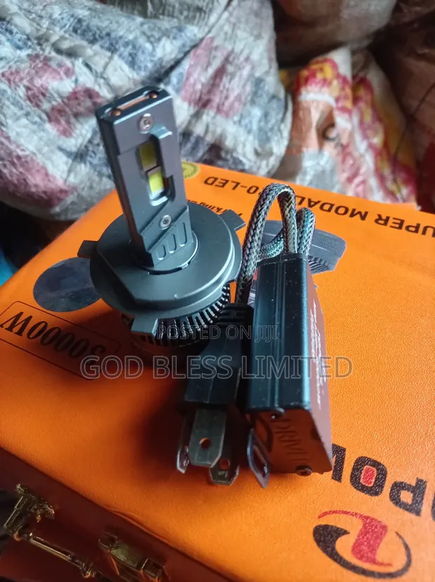 H4 M20 Super Beam Headlight - 1
