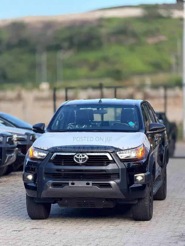 Sabon Toyota Hilux 2025 Baki - 1