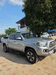 2016 Toyota Tacoma 4dr Double Cab Grey - 5