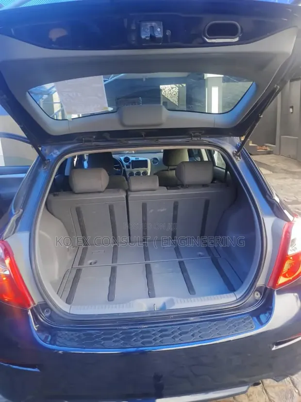 2010 Toyota Matrix XRS Hatchback - Foreign Used - 1
