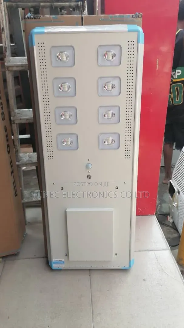 Cworth 60W All-in-One Solar Street Light - 1