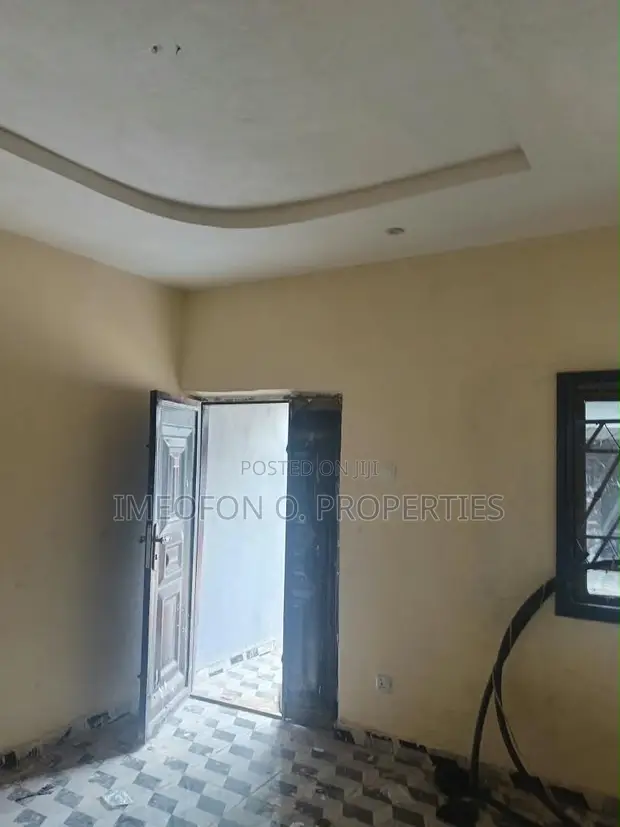 1 Bedroom Apartment for Rent in Kubwa - 1