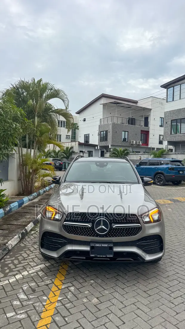 2021 Mercedes-Benz GLE 450 4MATIC SUV - 1
