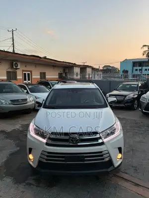 2017 Toyota Highlander Limited 4x4 V6 White